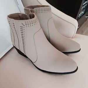 Ankle boots (Journee Collection)